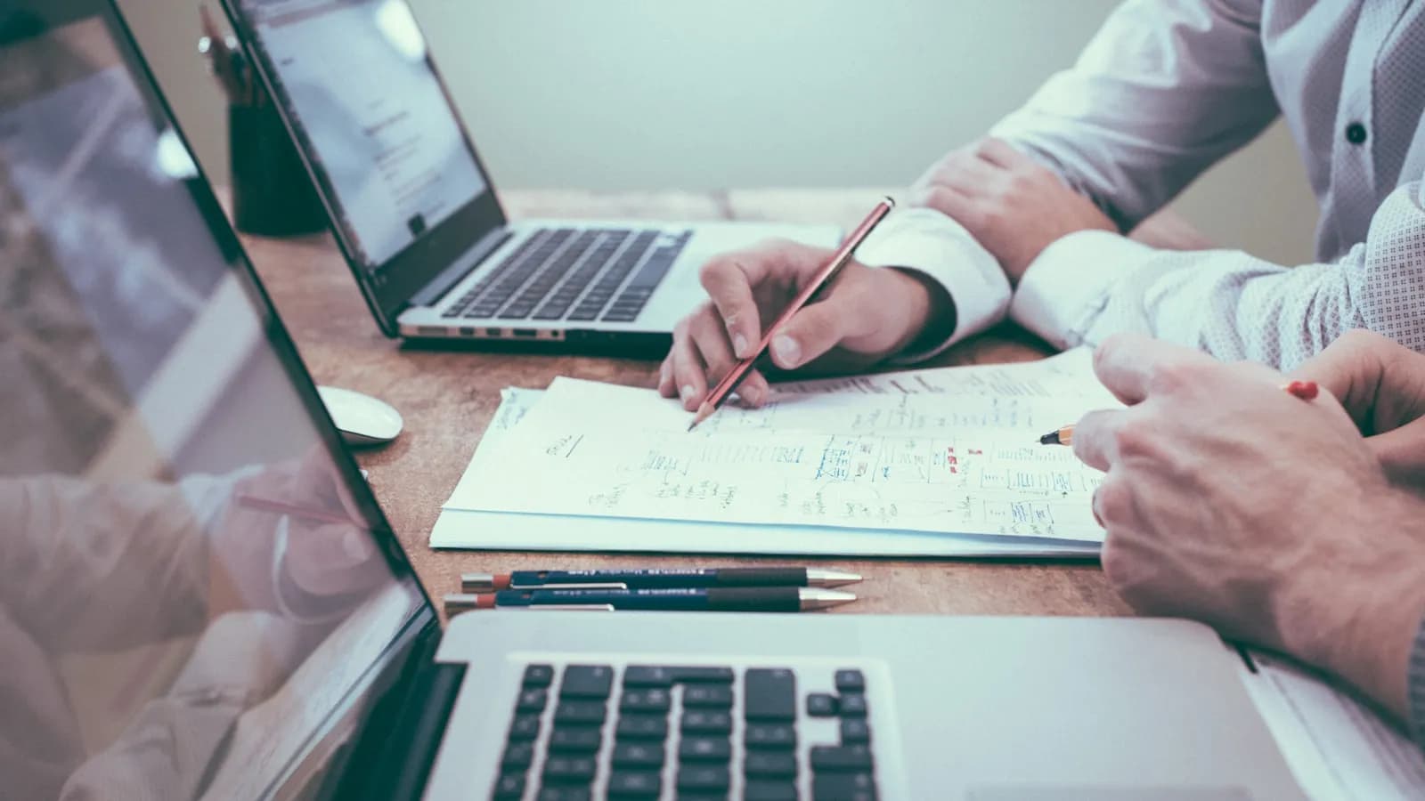 The Business Ops Framework That Separates $3K/Month Creators From $15K/Month Creators